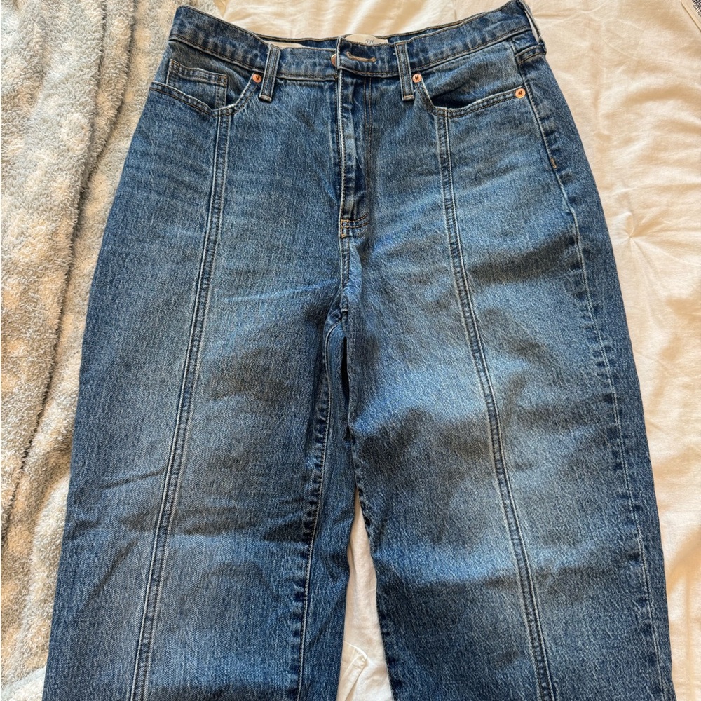 Universal Thread Blue Straight Leg Jeans